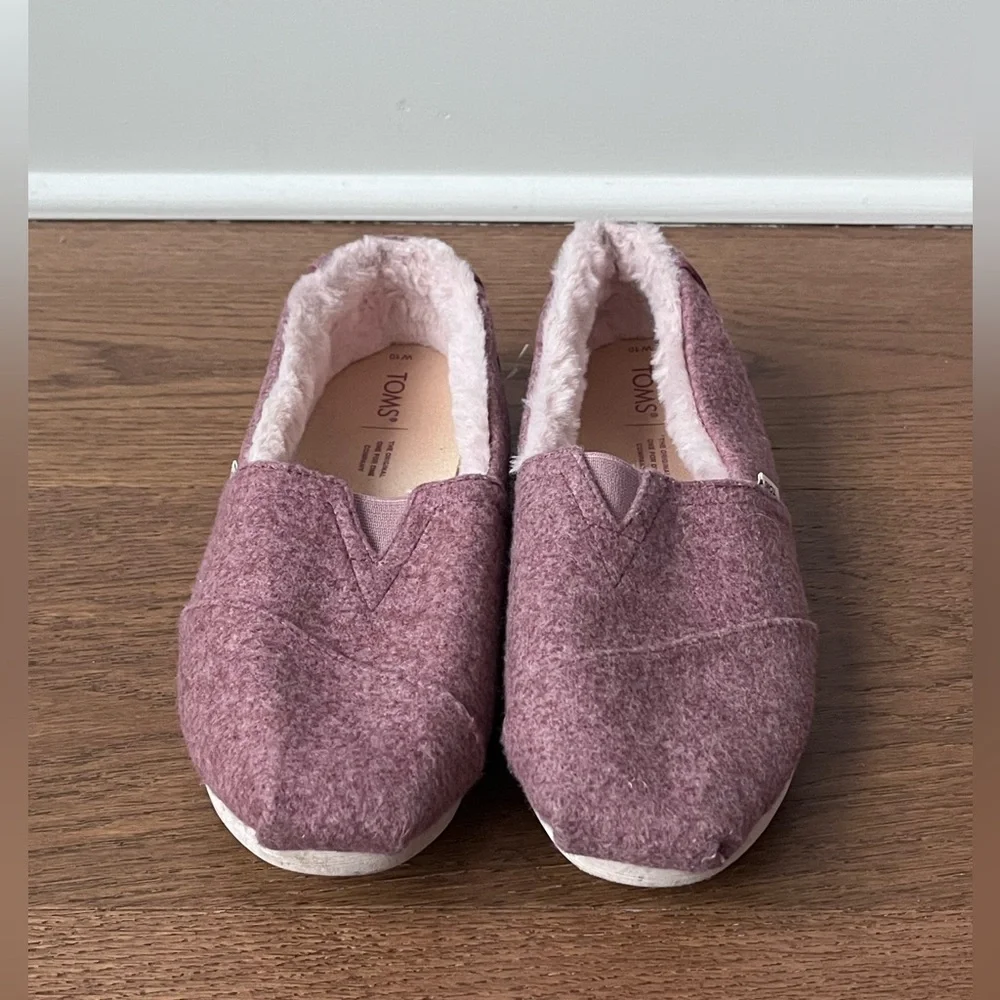 TOMS Embroidered Two Tone Felt Faux Fur Alpargata Shoes Size 10 Canyon Rose Pink